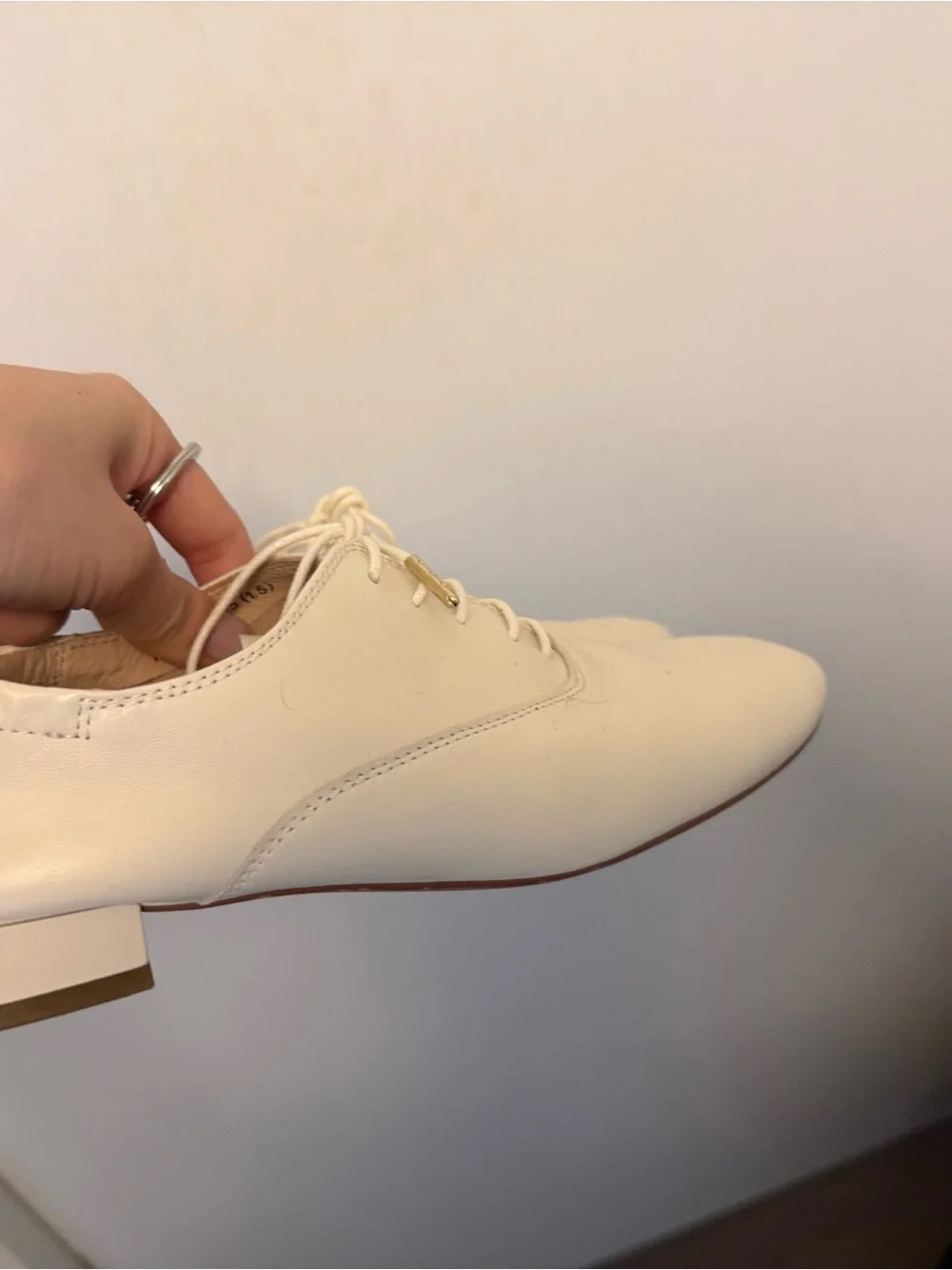 Cream Lace-Up Women's Oxfords — Lightweight Everyday Flats